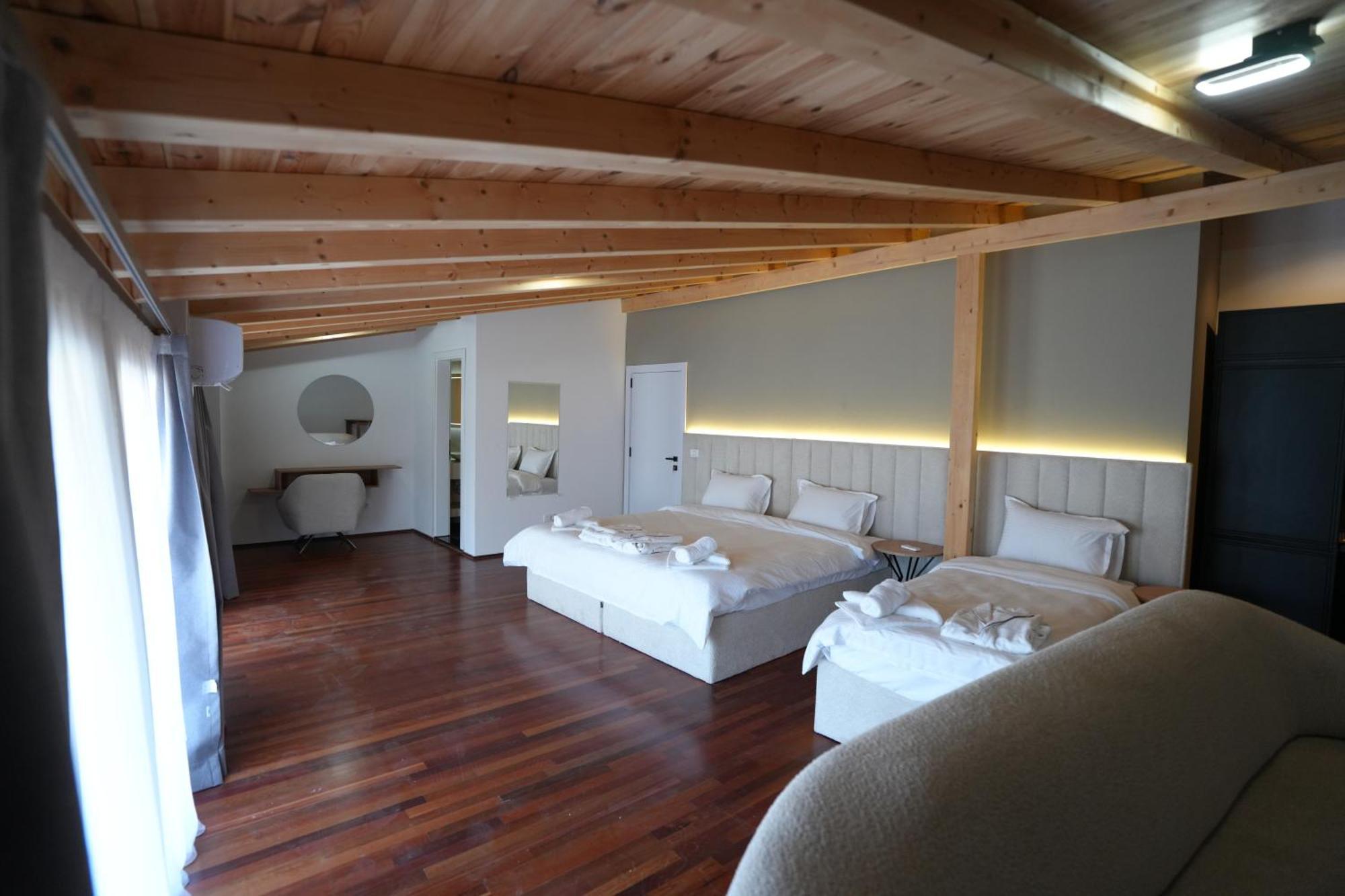 Biond Hotel Prizren Extérieur photo