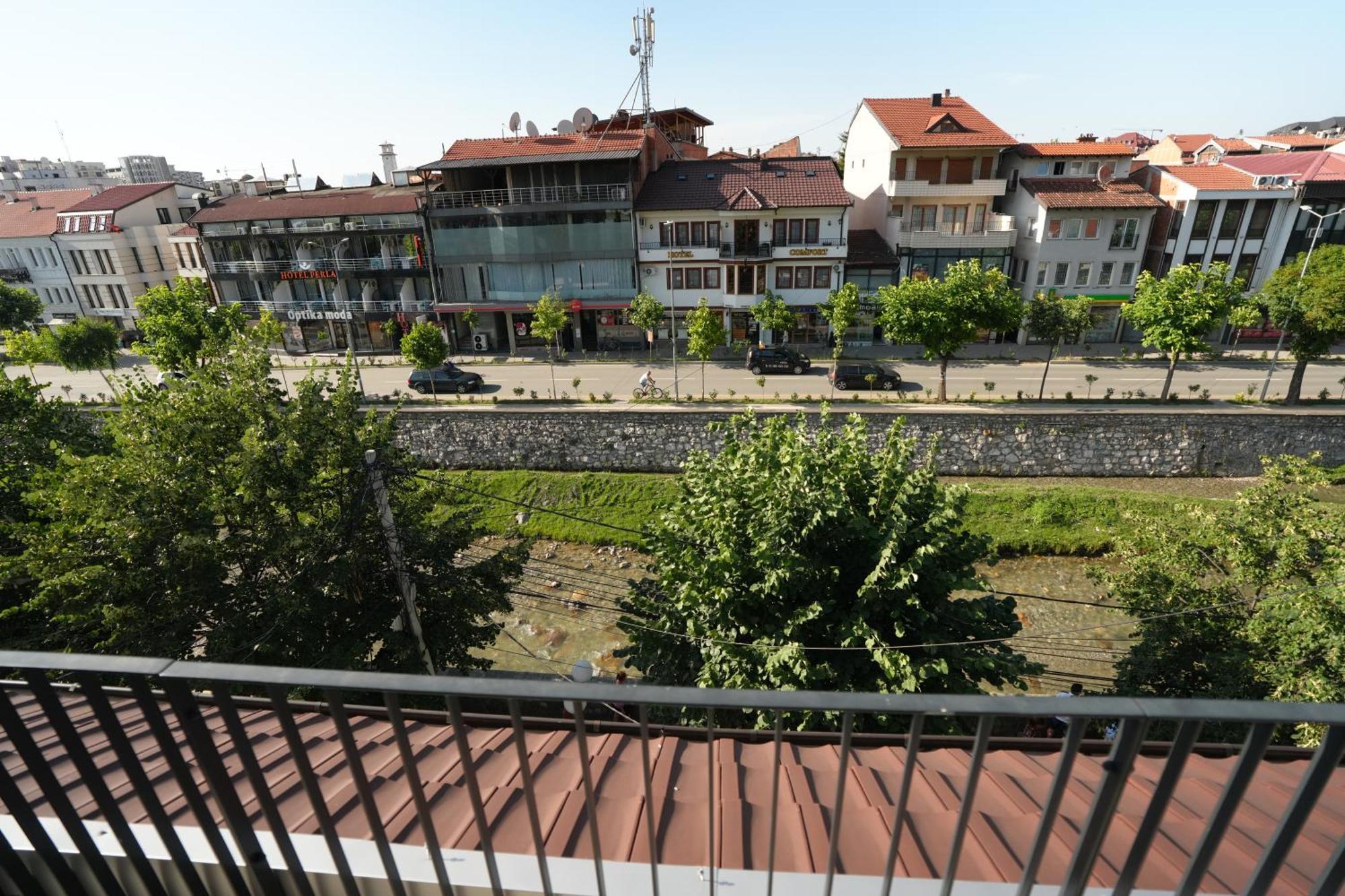 Biond Hotel Prizren Extérieur photo