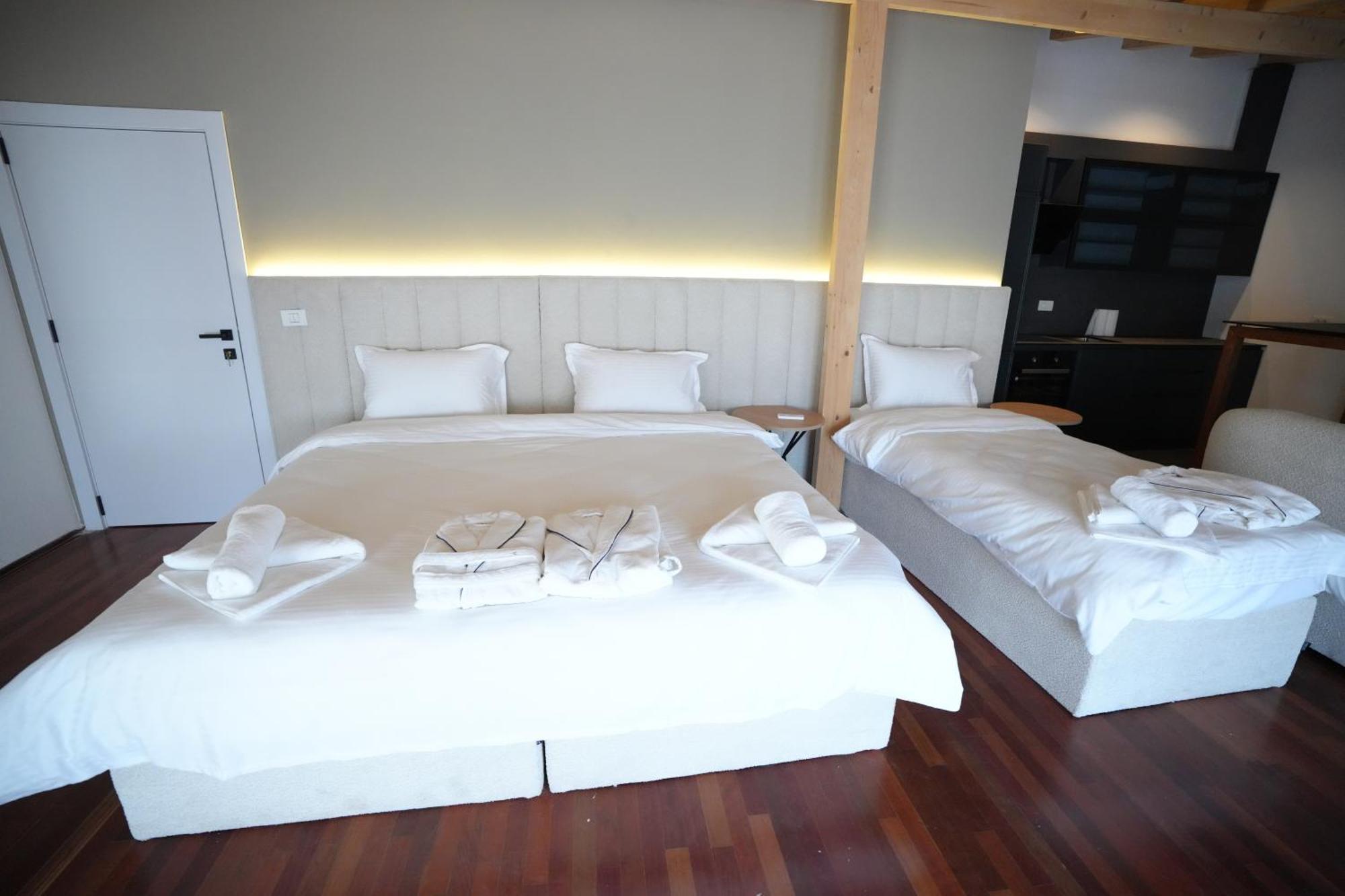 Biond Hotel Prizren Extérieur photo
