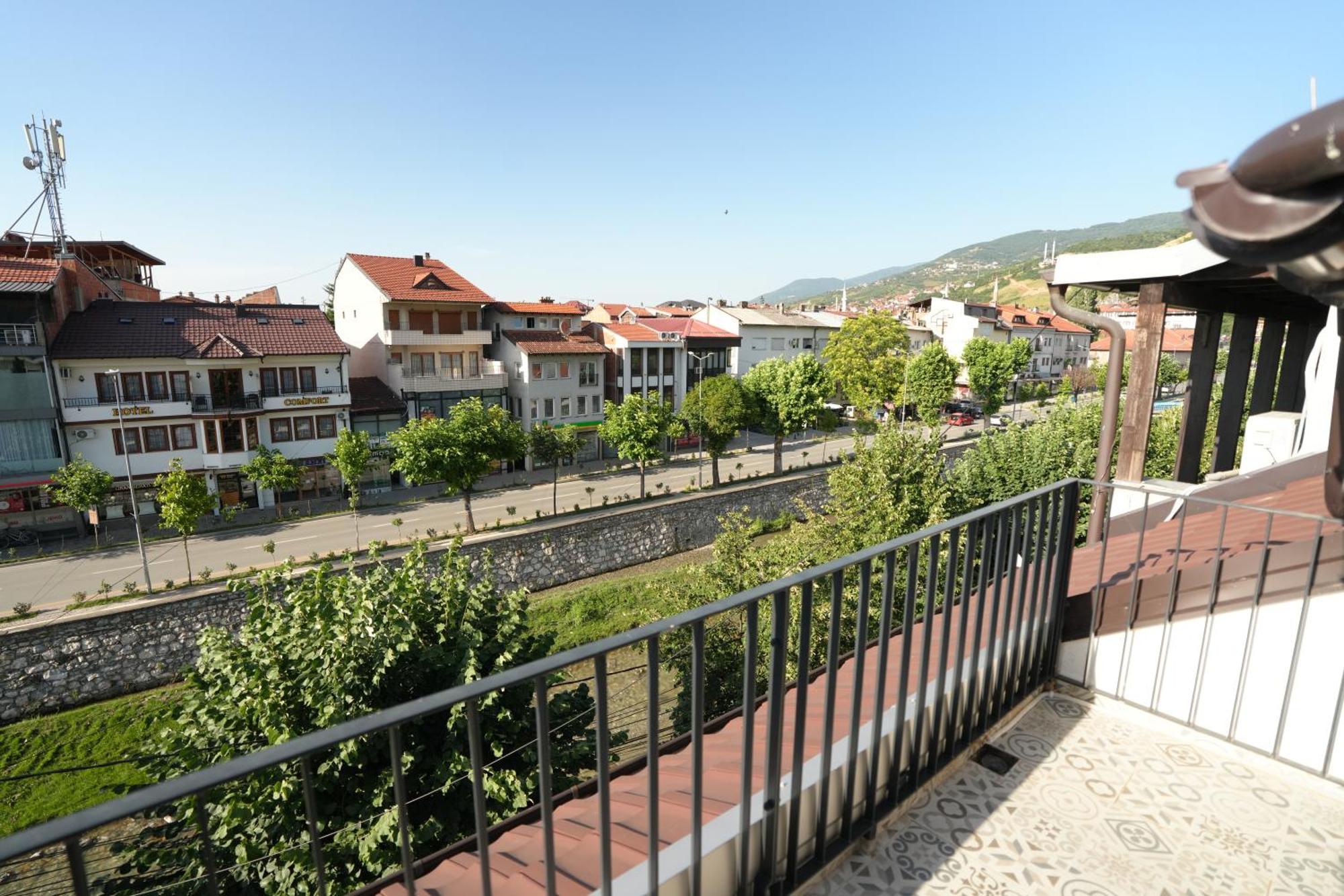 Biond Hotel Prizren Extérieur photo