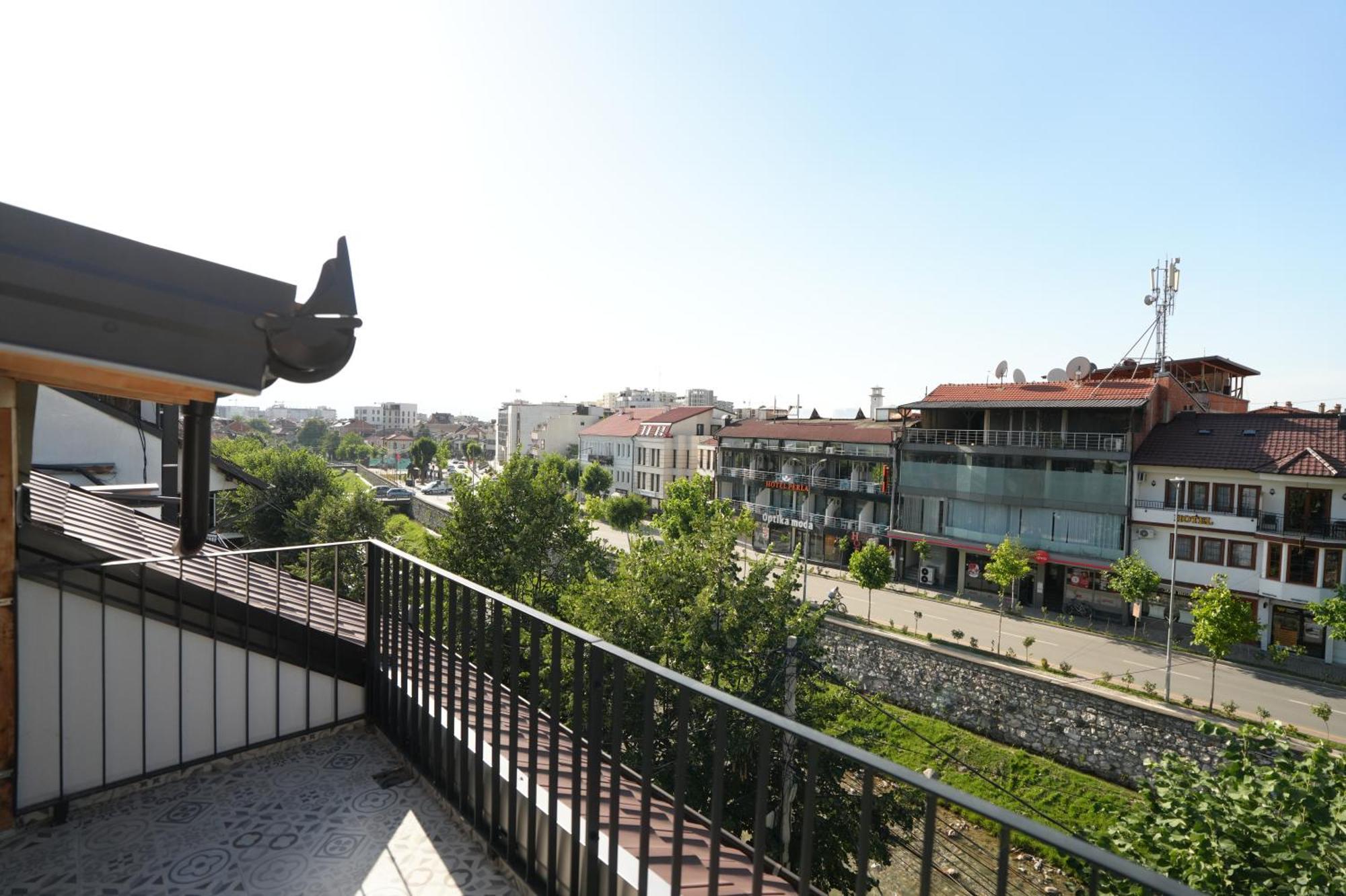 Biond Hotel Prizren Extérieur photo