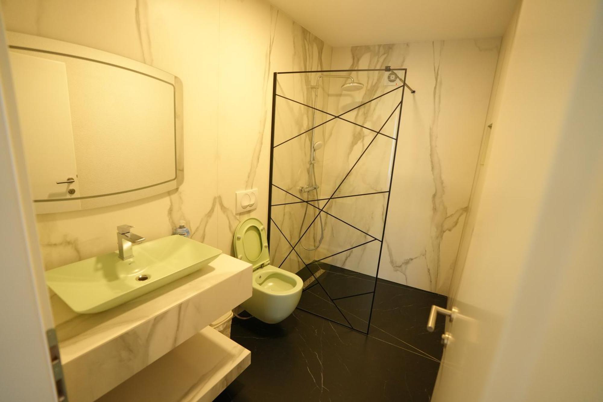 Biond Hotel Prizren Extérieur photo