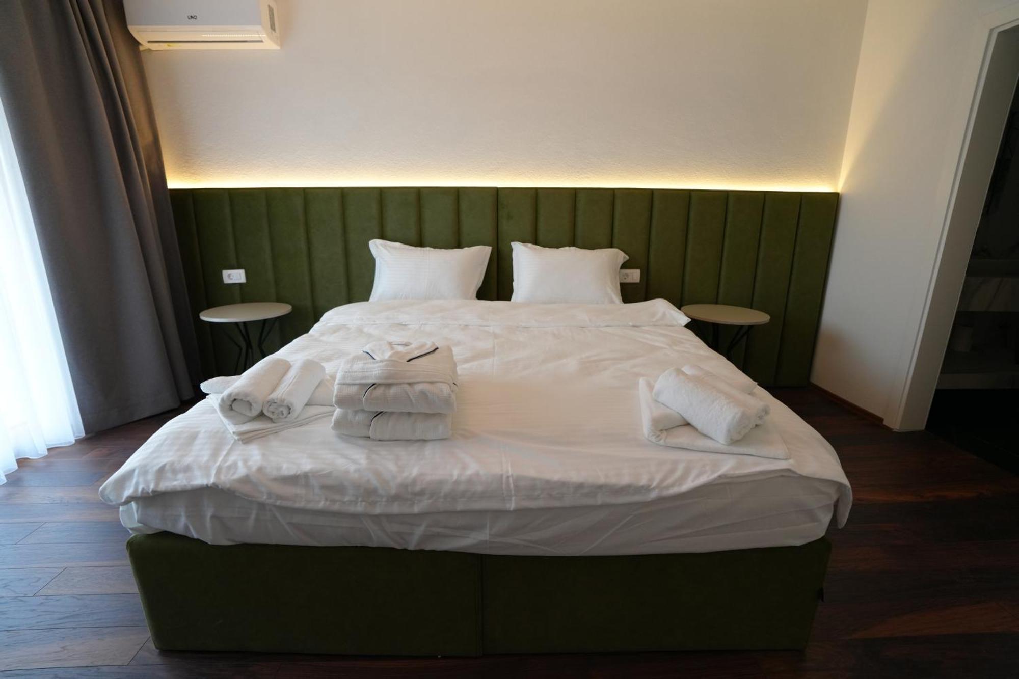 Biond Hotel Prizren Extérieur photo