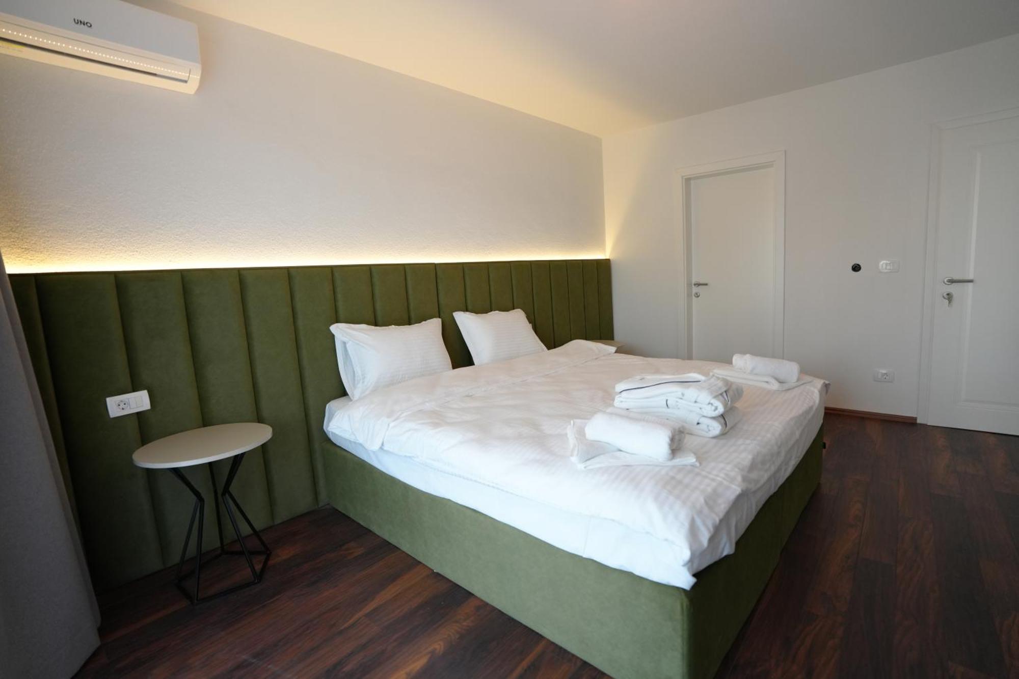 Biond Hotel Prizren Extérieur photo