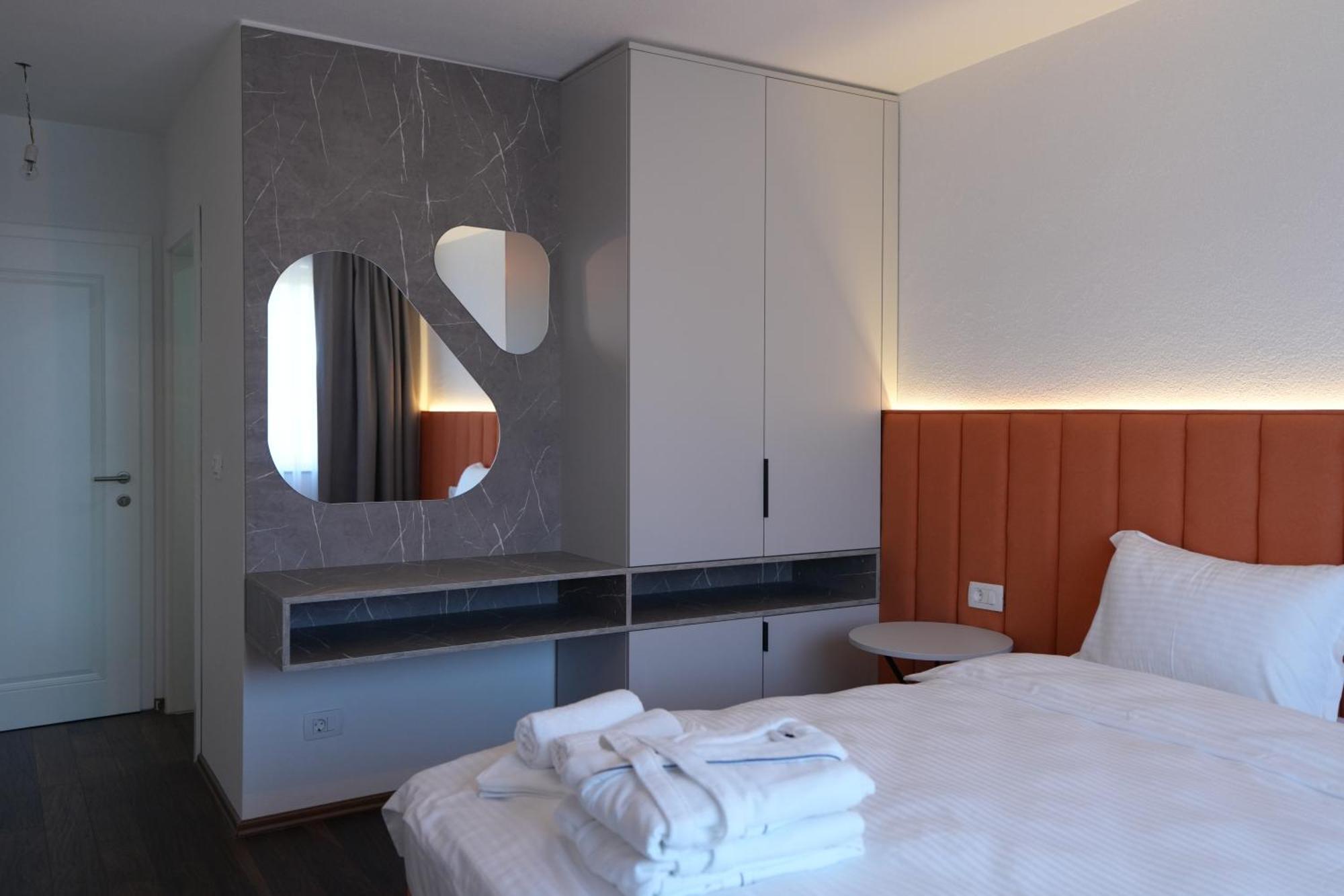 Biond Hotel Prizren Extérieur photo